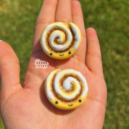 Handmade Smiley Cinnamon Roll Magnet