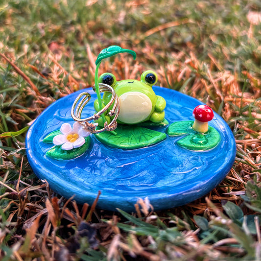 Handmade Mini Froggie Trinket Dish Ring dish